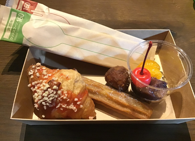 docomoクラブラウンジスイーツ