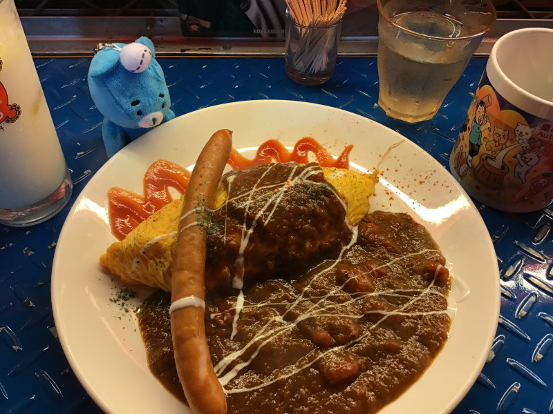 クレイジースパイスのトマトのオムカレー