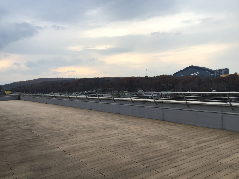 イシヤカフェ北広島市役所のテラス