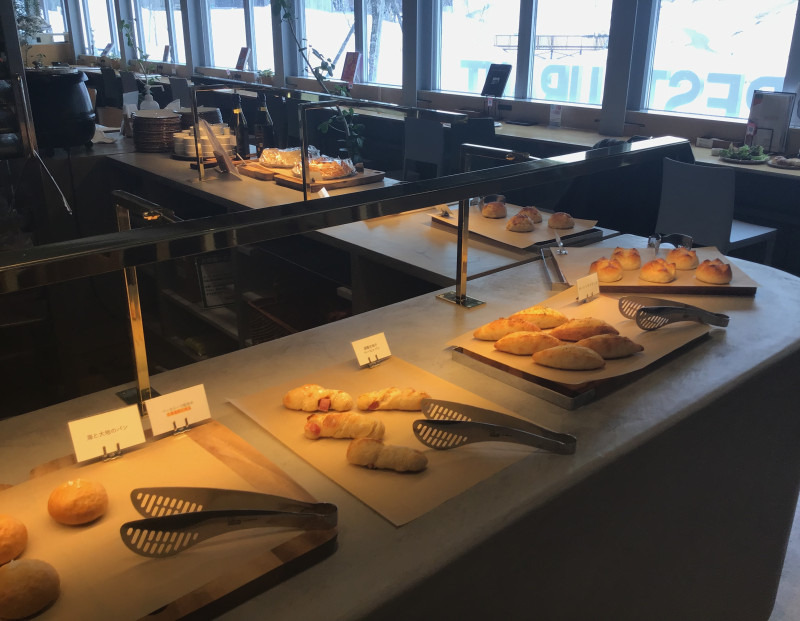 トリュフベーカリーのパン食べ放題