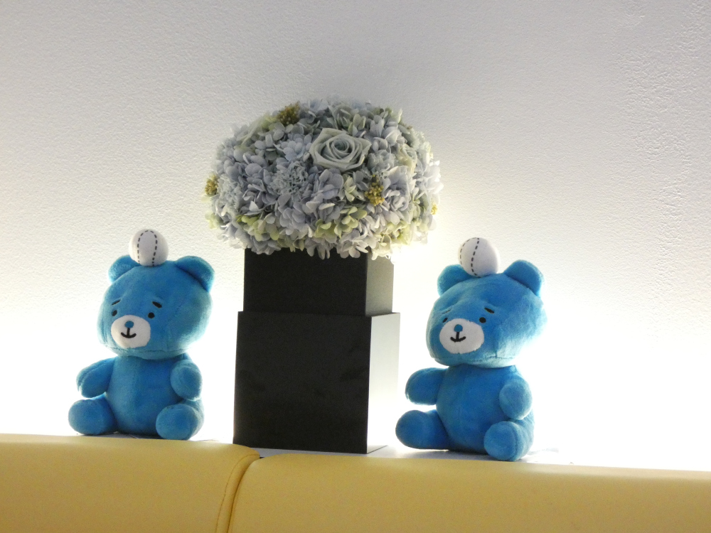えふたんカフェの花とディスプレイ