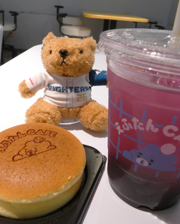 えふたんカフェでぬい撮り2